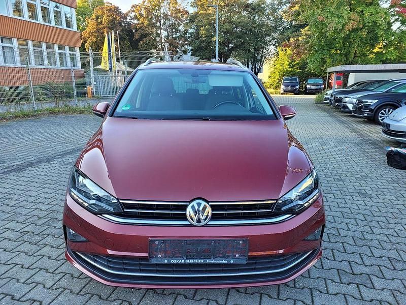 Rot Gebraucht 2019 VW Golf Sportsvan Join Van / Kleinbus | 10.900 € (Fairer Preis) - Bild 1/4