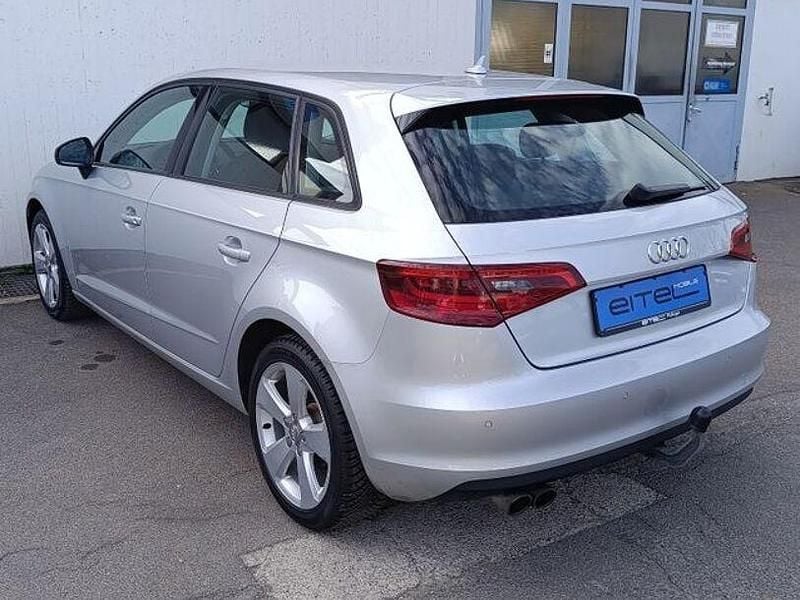 Gebraucht Audi A3 Ambition 122 PS (89 kW) 2013 Silber (eissilber metallic) Limousine