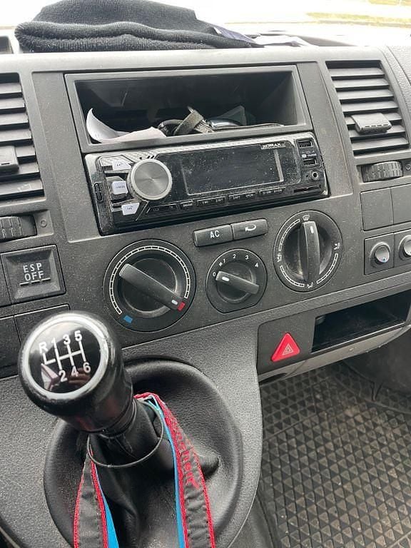 Gebraucht VW Transporter 131 PS (96 kW) 2008 Rot Van