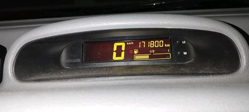 Grau Gebraucht 2006 Renault Twingo Kleinwagen | 1.475 € - Bild 1/4