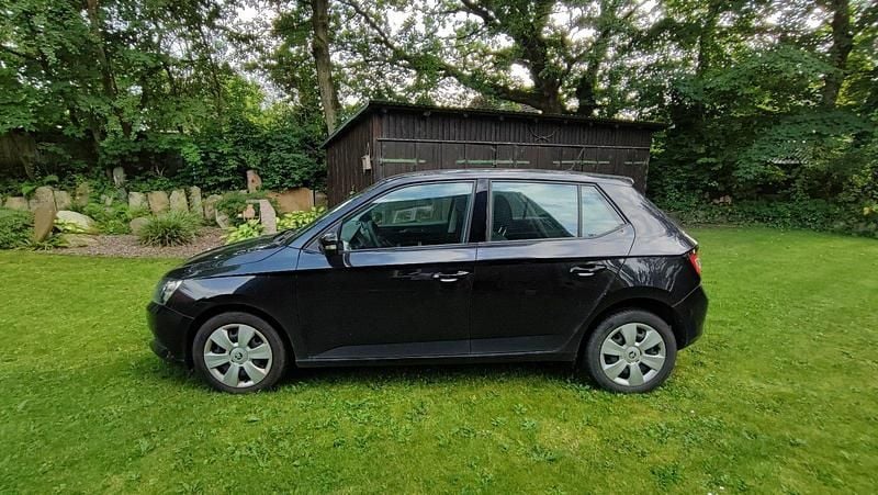 Gebraucht Skoda Fabia 60 PS (44 kW) 2017 Kleinwagen