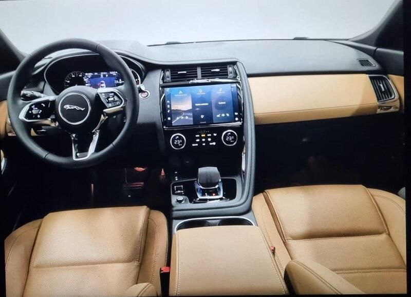 Beige Gebraucht 2023 Jaguar E-Pace R-Dynamic SUV | 35.800 € (Superpreis) - Bild 1/4
