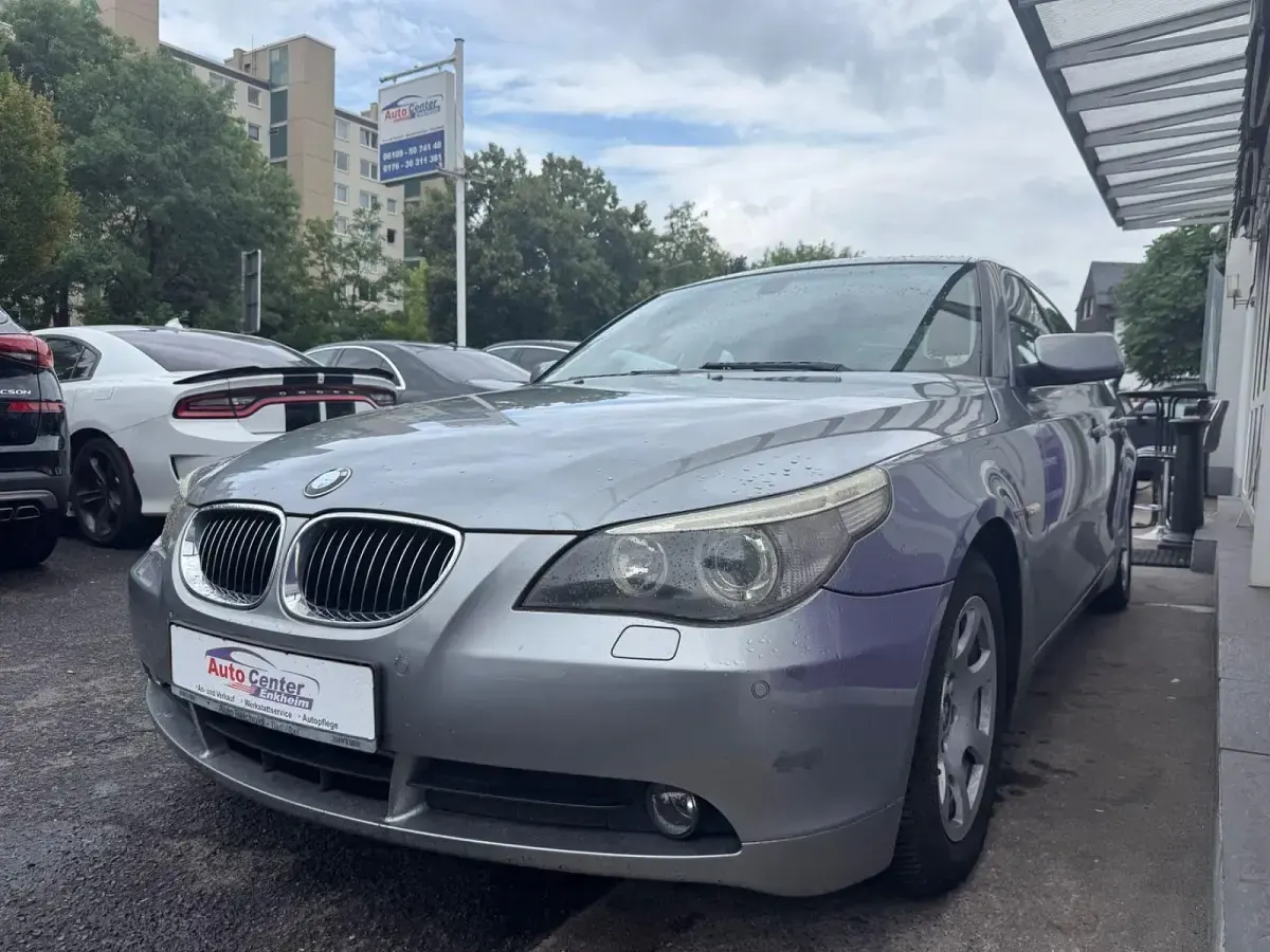 Gebraucht BMW 523 Advantage 177 PS (130 kW) 2005 Grau Limousine
