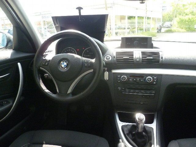 Gebraucht BMW 118 Advantage 143 PS (105 kW) 2008 Weiß Kleinwagen