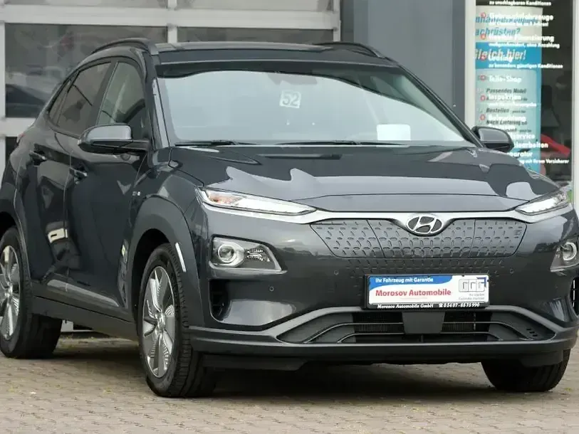 Gebraucht Hyundai Kona Premium 150 kW (204 PS) 2020 Dark knight metallic SUV