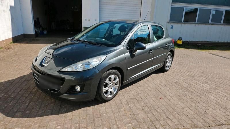 Gebraucht 2011 Peugeot 207 Kleinwagen | 2.499 € (Guter Preis) - Bild 1/4