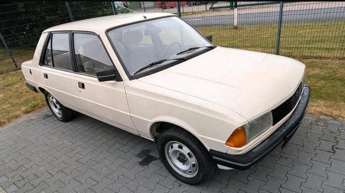 Gebraucht Peugeot 305 65 PS (47 kW) 1983 Beige Limousine