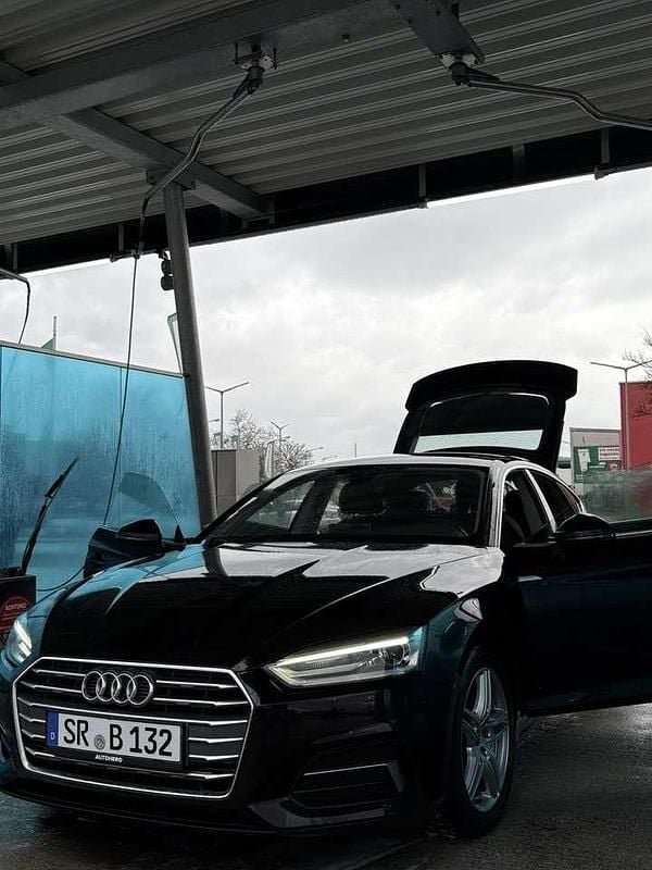 Second-hand Audi A5 Ambiente 190 CP (139 kW) 2017 Coupe