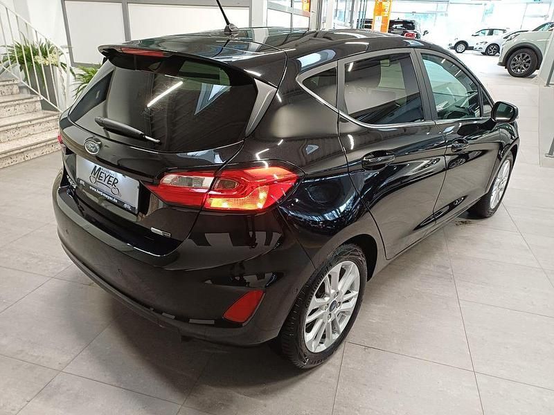 Gebraucht Ford Fiesta Titanium 125 PS (91 kW) 2023 Schwarz Kleinwagen