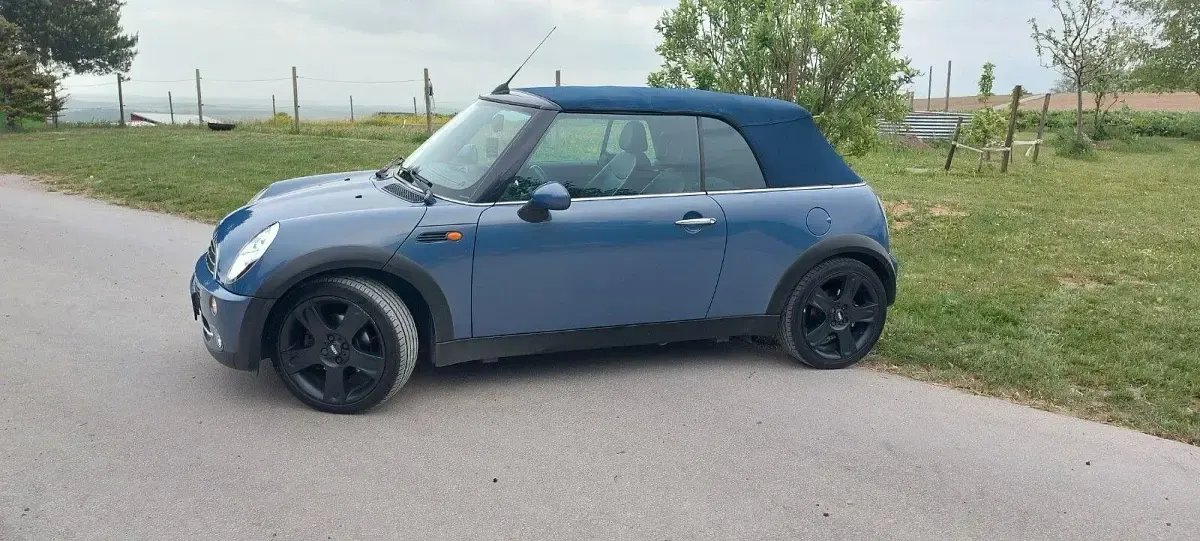 Gebraucht Mini Cooper Cabriolet 116 PS (85 kW) 2004 Blau Cabrio