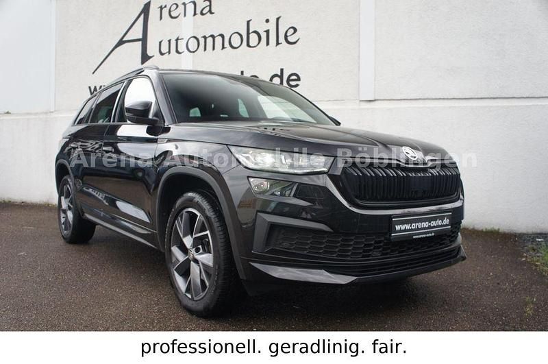 Schwarzmagic perleffekt Gebraucht 2022 Skoda Kodiaq SportLine SUV | 28.990 € (Fairer Preis) - Bild 1/4