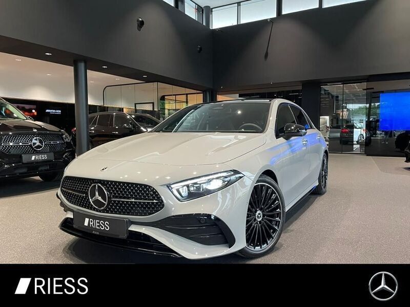 Manufaktur lack manufaktur alp Gebraucht 2025 Mercedes A200 AMG Limousine | 37.800 € (Teuer) - Bild 1/4