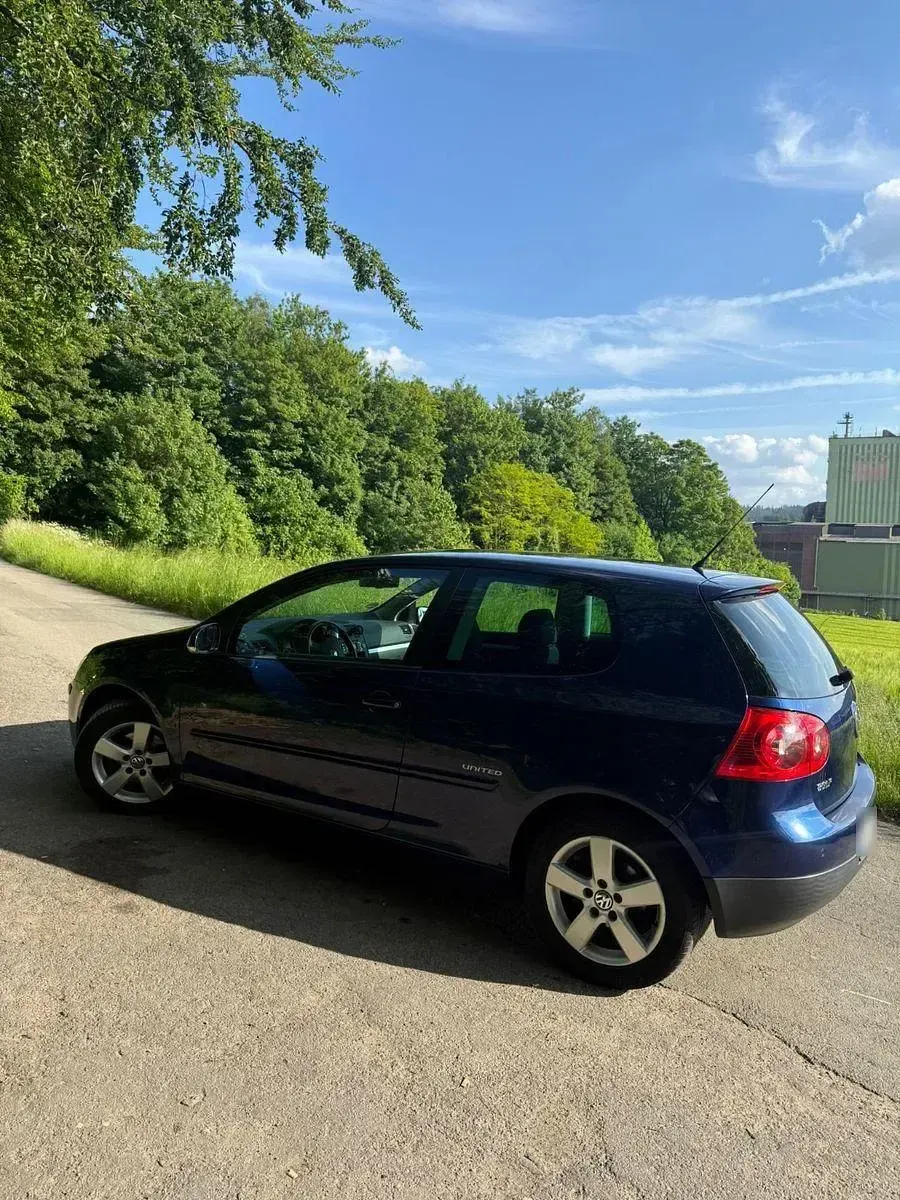 Gebraucht VW Golf V United 80 PS (58 kW) 2007 Blau Limousine