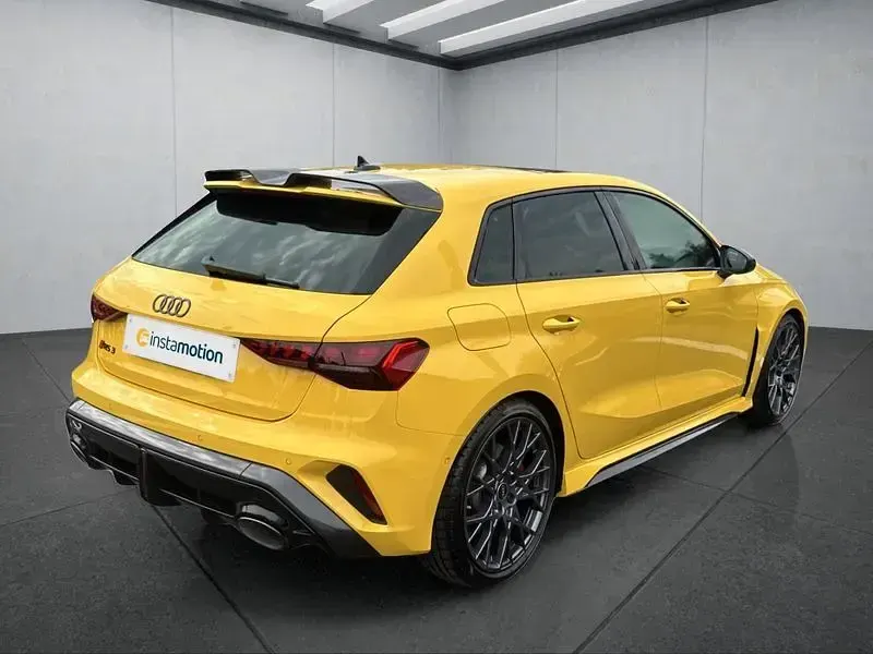 Gebraucht Audi RS3 Sportback 400 PS (294 kW) 2025 Gelb Kleinwagen