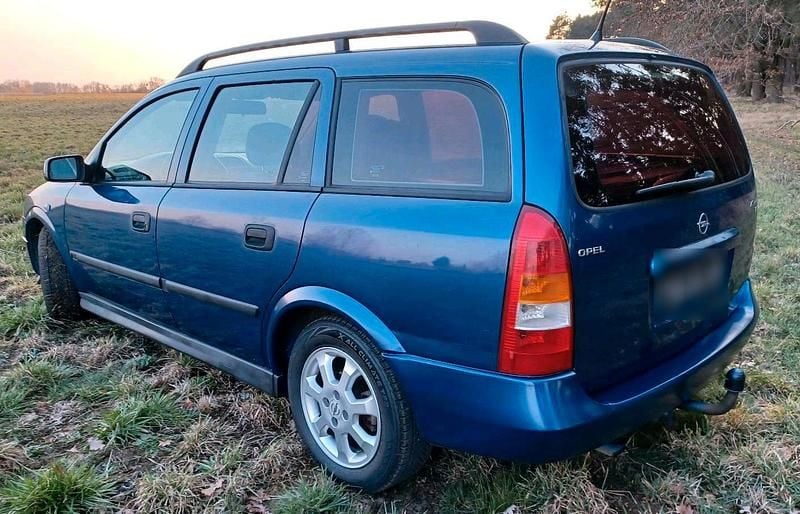 Gebraucht Opel Astra 101 PS (74 kW) 2002 Blau Kombi