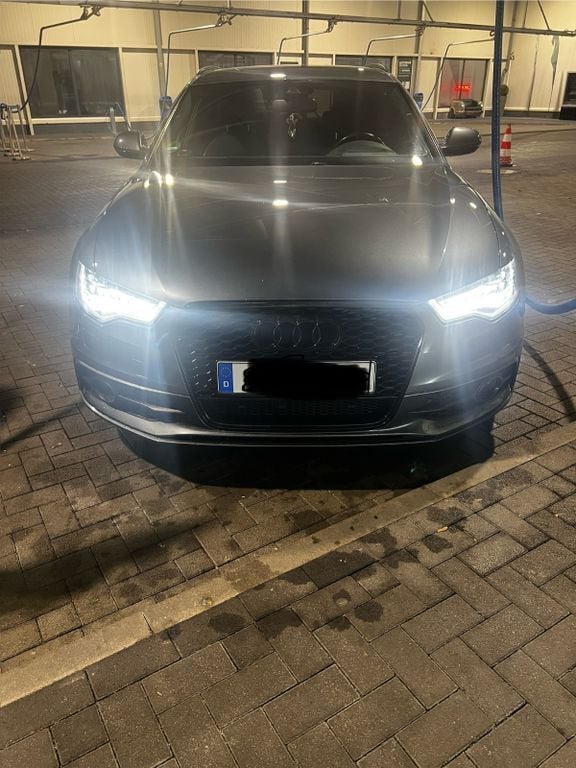 Grau Gebraucht 2012 Audi A6 Sport Kombi | 14.000 € (Guter Preis) - Bild 1/4
