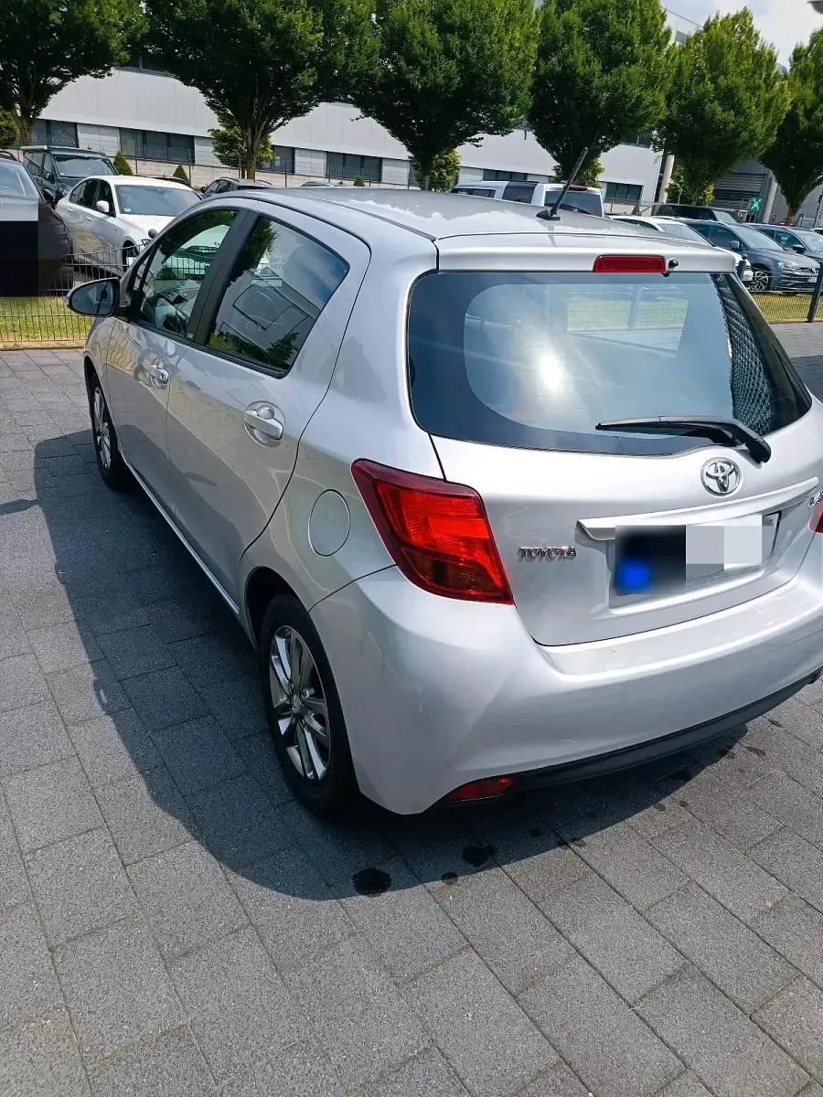 Gebraucht Toyota Yaris Edition-S 99 PS (72 kW) 2017 Silber Kleinwagen