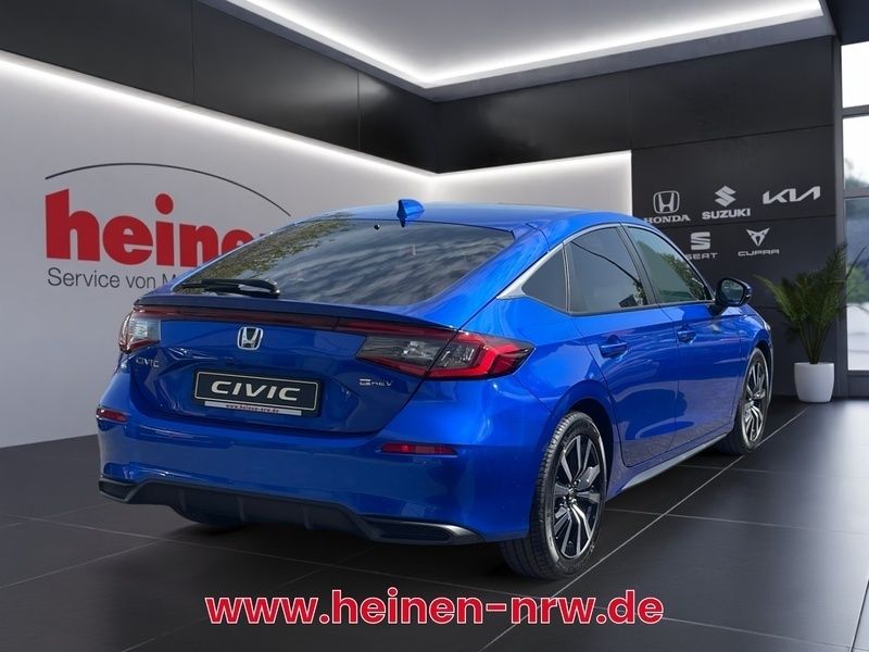 Gebraucht Honda Civic Elegance 184 PS (135 kW) 2022 Andere farbe Kleinwagen