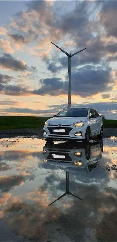 Gebraucht Hyundai i20 Active 84 PS (61 kW) 2020 Kleinwagen