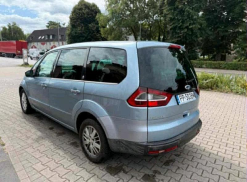 Gebraucht Ford Galaxy 140 PS (102 kW) 2008 Blau Van / Kleinbus