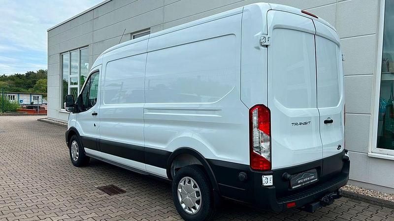 Nowe Ford Transit Trend 131 KM (96 kW) 2026 Biały Sedan/Limuzyna