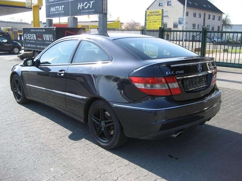 Gebraucht Mercedes CLC200 184 PS (135 kW) 2009 Schwarz Kleinwagen