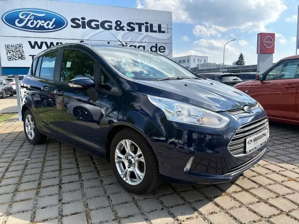 Gebraucht Ford B-MAX Trend 101 PS (74 kW) 2013 Blazerblau Van / Kleinbus