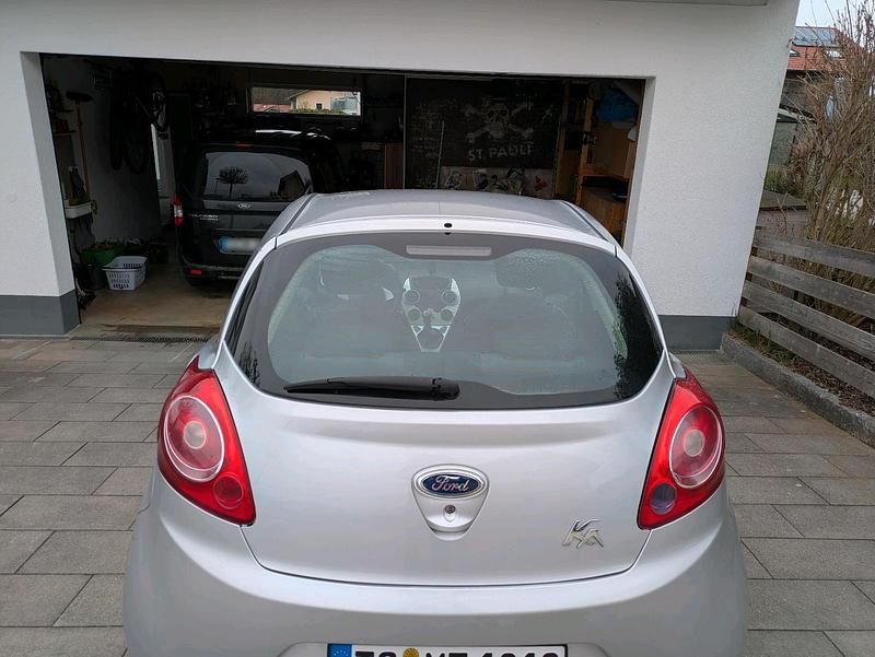 Gebraucht Ford Ka 69 PS (50 kW) 2009 Silber Kleinwagen