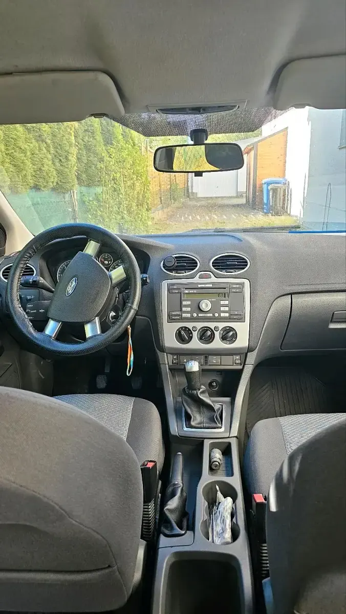 Gebraucht Ford Focus 110 PS (80 kW) 2007 Grau Limousine