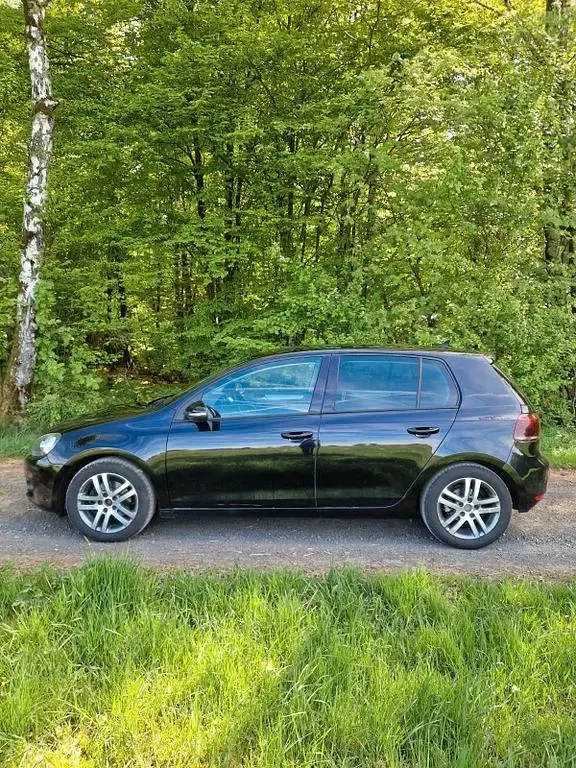 Gebraucht VW Golf VI Highline 122 PS (89 kW) 2009 Schwarz Kleinwagen