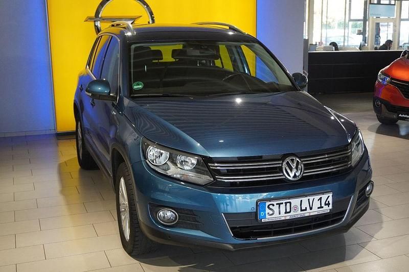 Blau Gebraucht 2014 VW Tiguan Sportline SUV | 10.490 € (Fairer Preis) - Bild 1/4