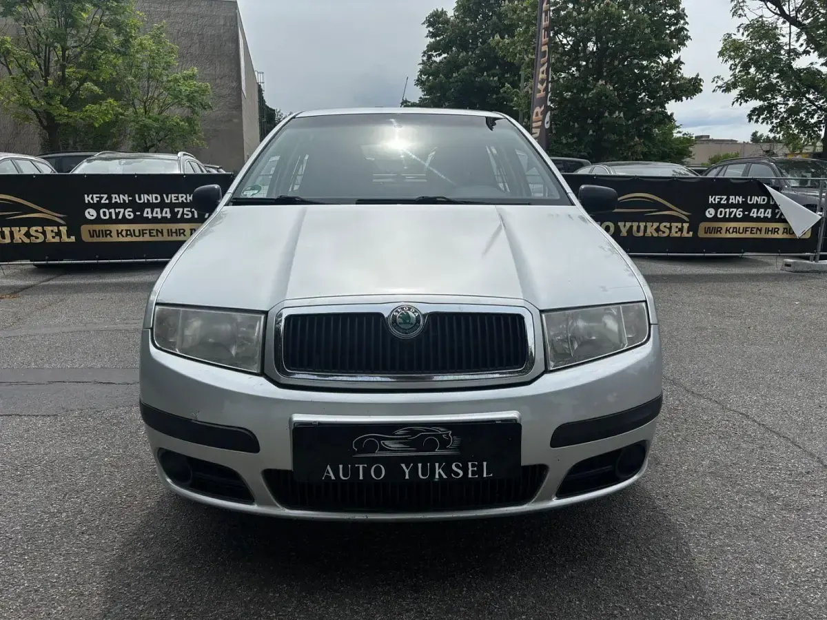 Używany Skoda Fabia Classic 75 KM (55 kW) 2004 Srebrny Hatchback
