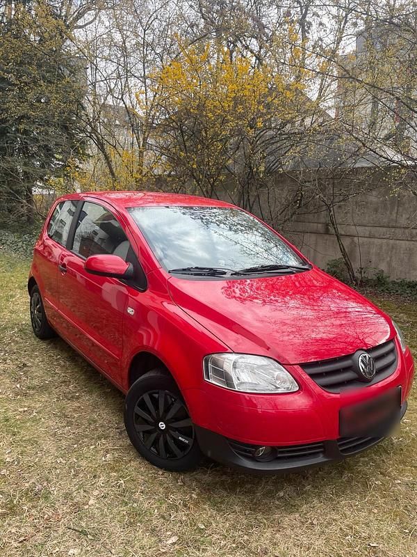 Usata VW Fox Refresh 60 CV (44 kW) 2009 Rosso Utilitaria