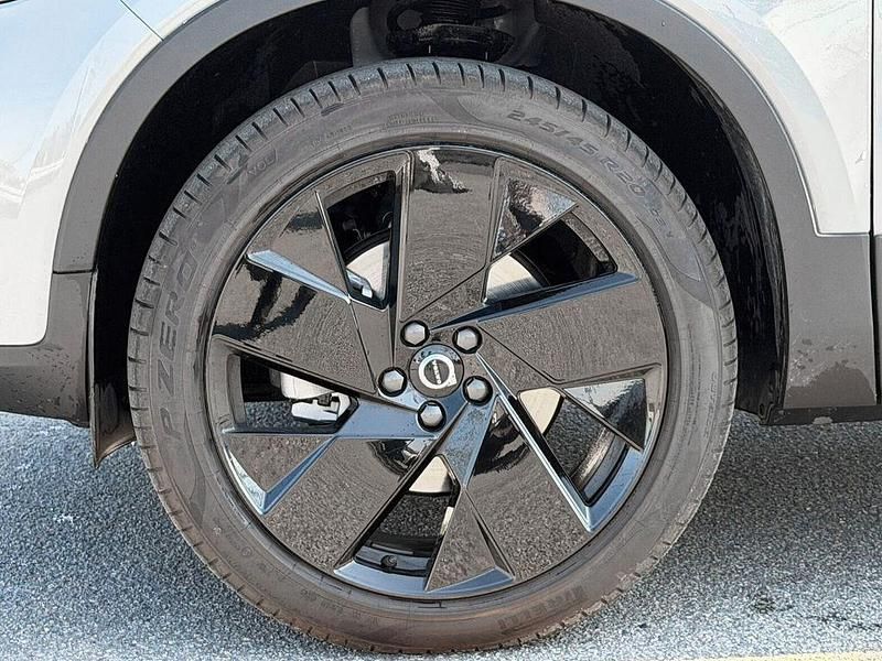 Gebraucht Volvo XC40 Plus 163 PS (119 kW) 2025 Grau SUV