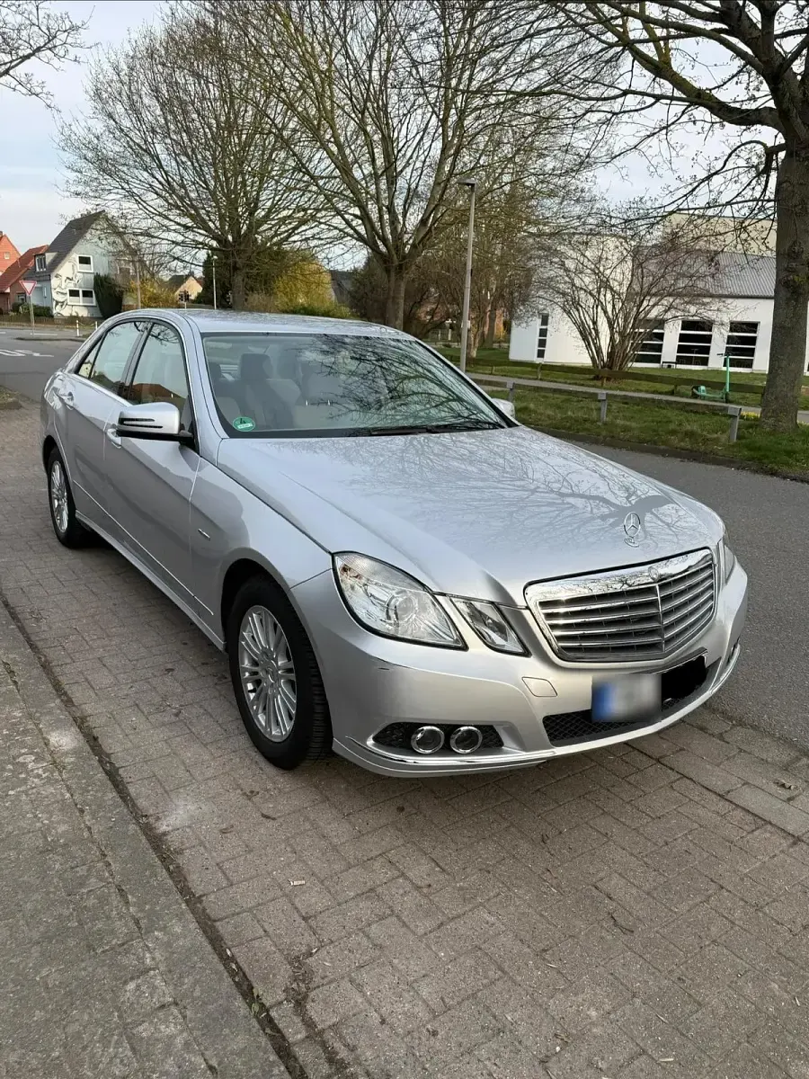 Brugt Mercedes E350 Elegance 292 HK (214 kW) 2009 Sedan