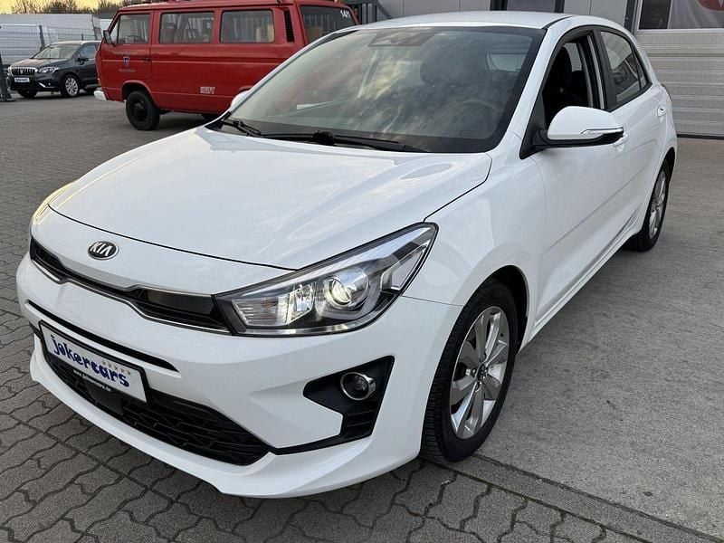 Gebraucht Kia Rio Vision 101 PS (74 kW) 2021 (ud) schneeweiss Kleinwagen