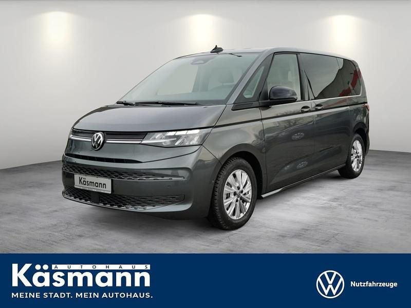 Second-hand VW Multivan Life 150 CP (110 kW) 2026 Monovolum