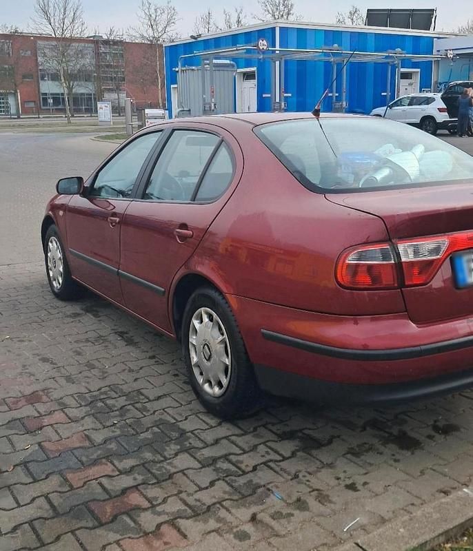 Gebraucht Seat Toledo 125 PS (91 kW) 2000 Rot Limousine