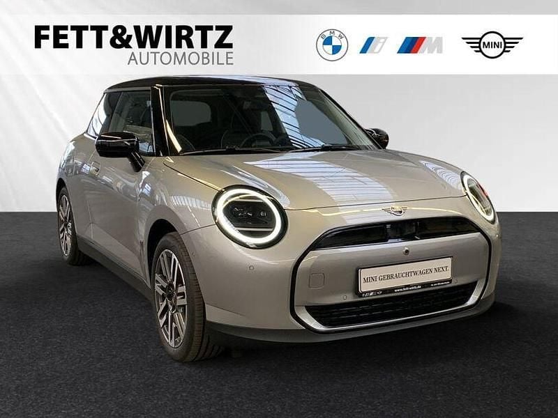 Gebraucht Mini Cooper 135 kW (184 PS) 2024 Melting silver metallic Kleinwagen