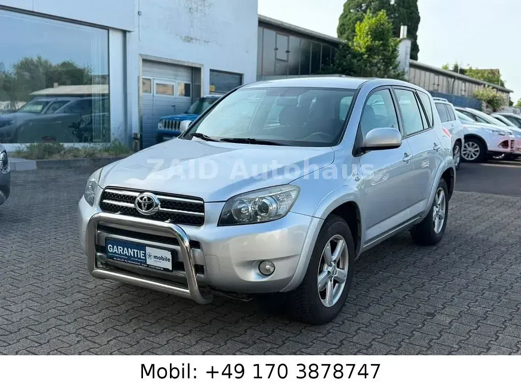 Gebraucht Toyota RAV4 Sol 177 PS (130 kW) 2007 Ultra silver SUV