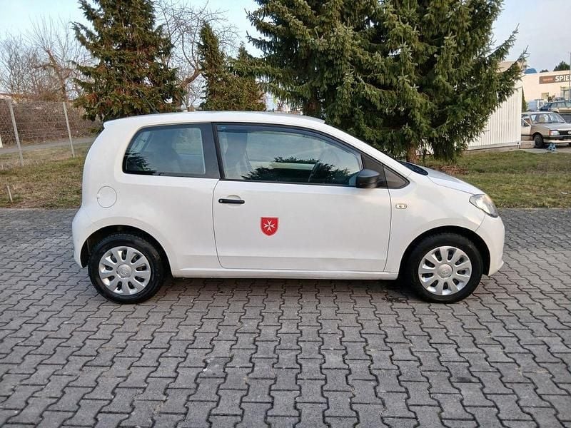 Gebraucht Skoda Citigo Active 60 PS (44 kW) 2013 Weiß Kleinwagen