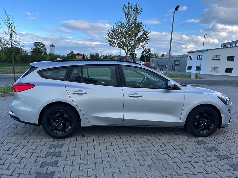Usata Ford Focus Active 120 CV (88 kW) 2019 Argento Station wagon