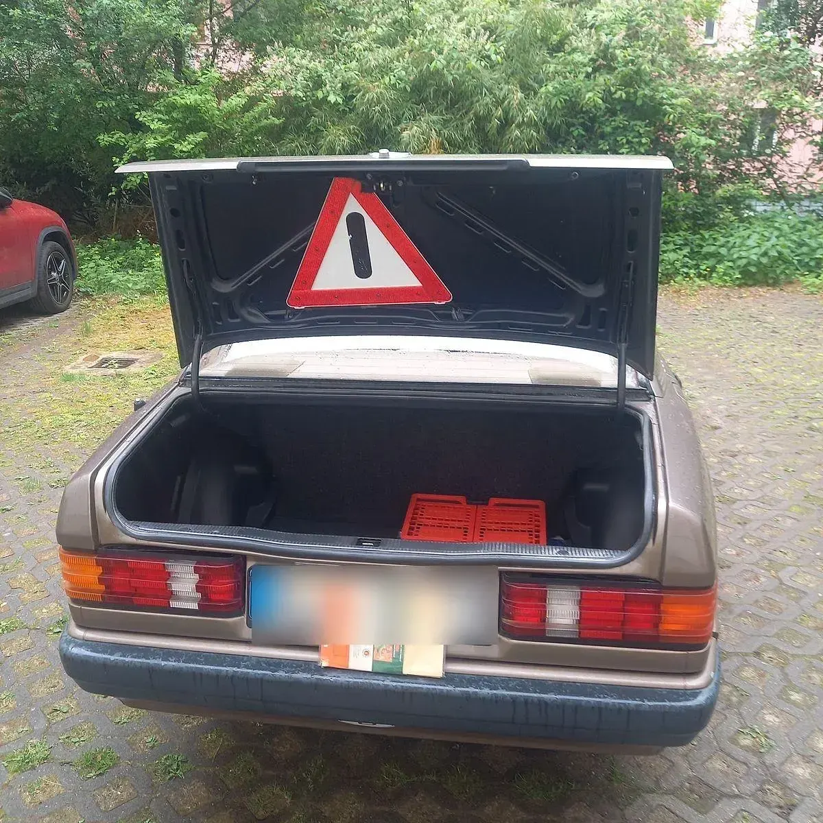 Gebraucht Mercedes 190 109 PS (80 kW) 1991 Braun Limousine