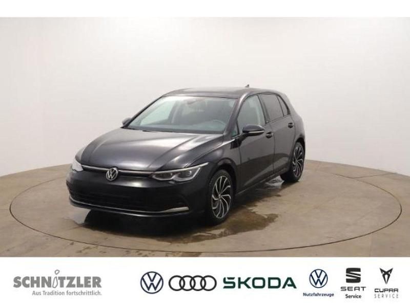 Gebraucht VW Golf VIII Move 150 PS (110 kW) 2023 Schwarz Limousine