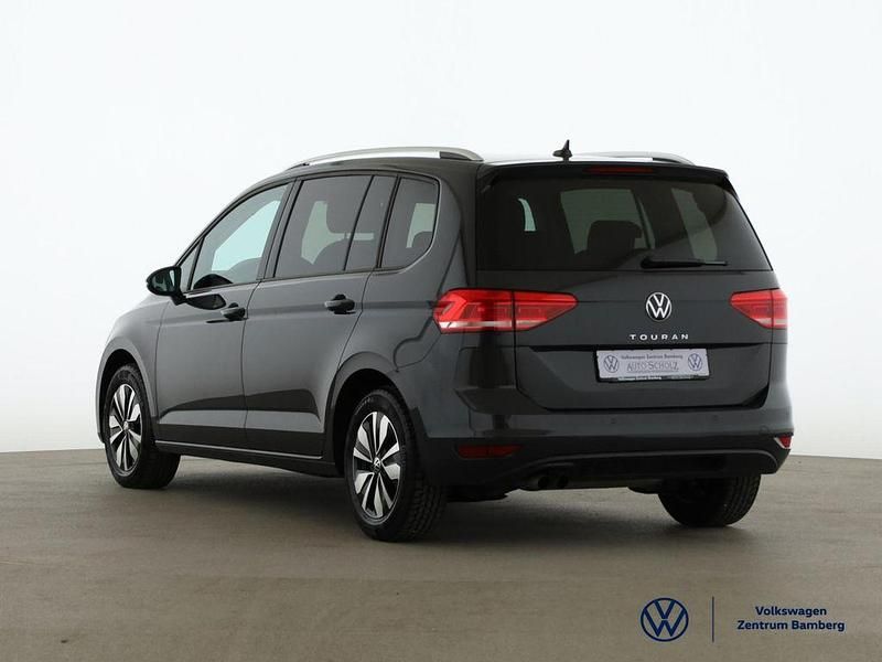 Gebraucht VW Touran Move 150 PS (110 kW) 2024 Grau Van / Kleinbus