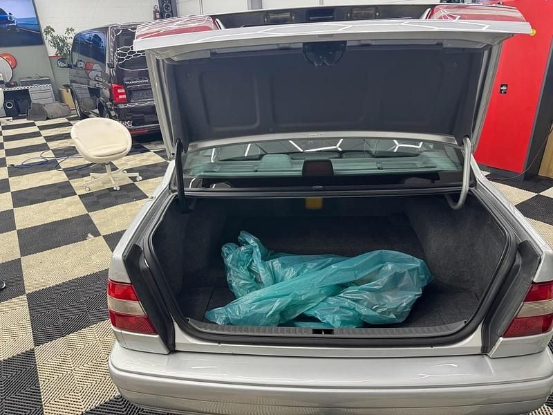 Second-hand Volvo S90 1998 Argintiu Berlinǎ