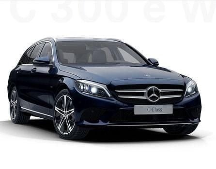 Gebraucht Mercedes C300e Avantgarde 320 PS (235 kW) 2020 Cavansitblau  metallic Limousine
