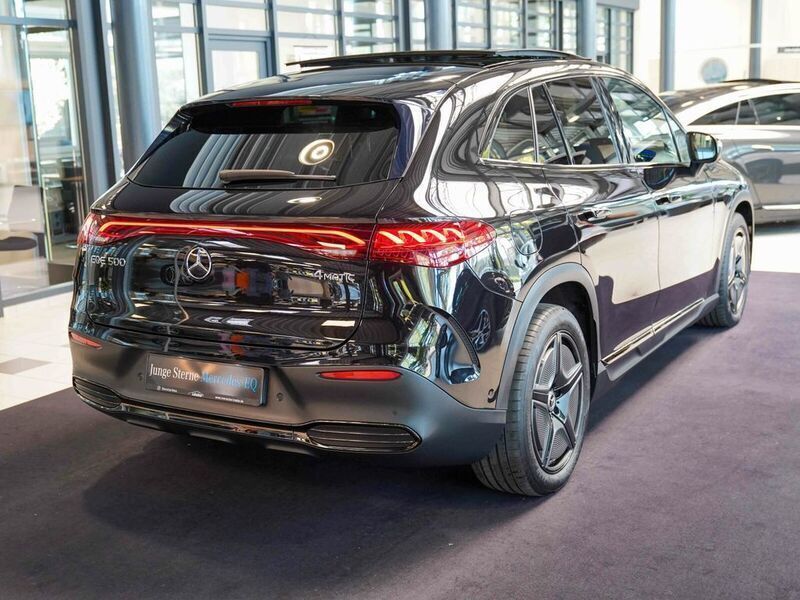 Gebraucht Mercedes EQE500 AMG 300 kW (408 PS) 2024 Obsidianschwarz SUV