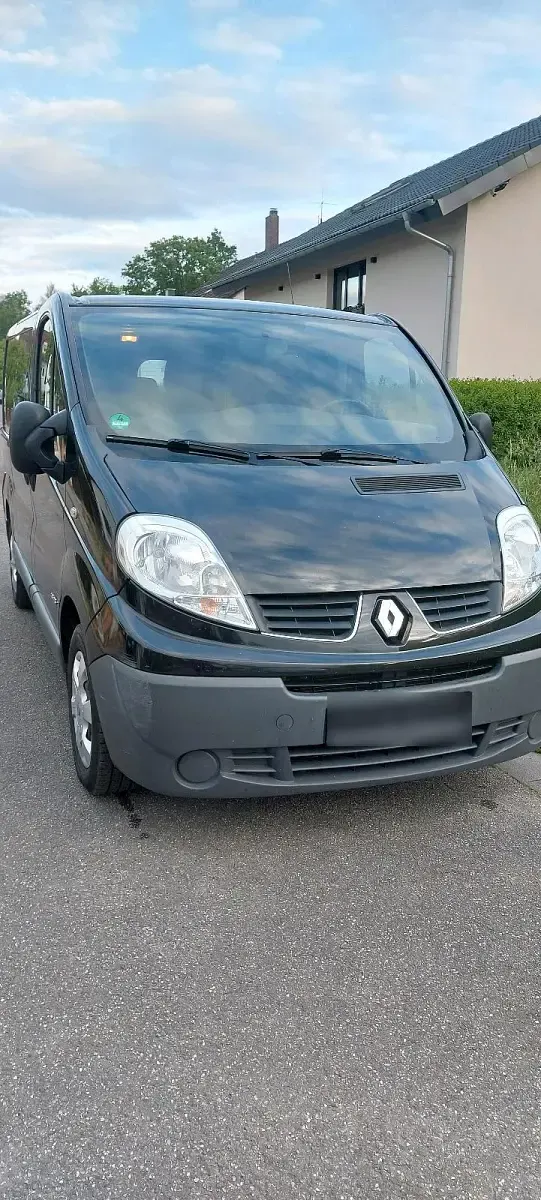 Gebraucht Renault Trafic 114 PS (83 kW) 2012 Schwarz Van / Kleinbus