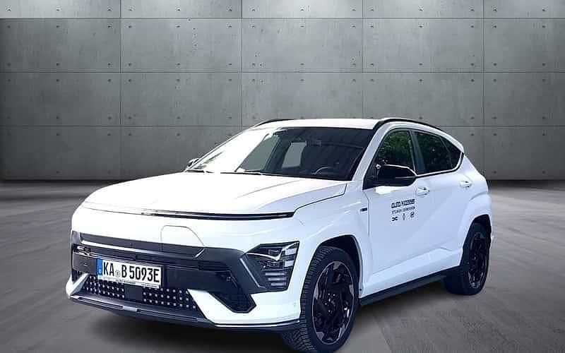 Weiß Neu 2025 Hyundai Kona N Line SUV | 38.249 € (Fairer Preis) - Bild 1/4